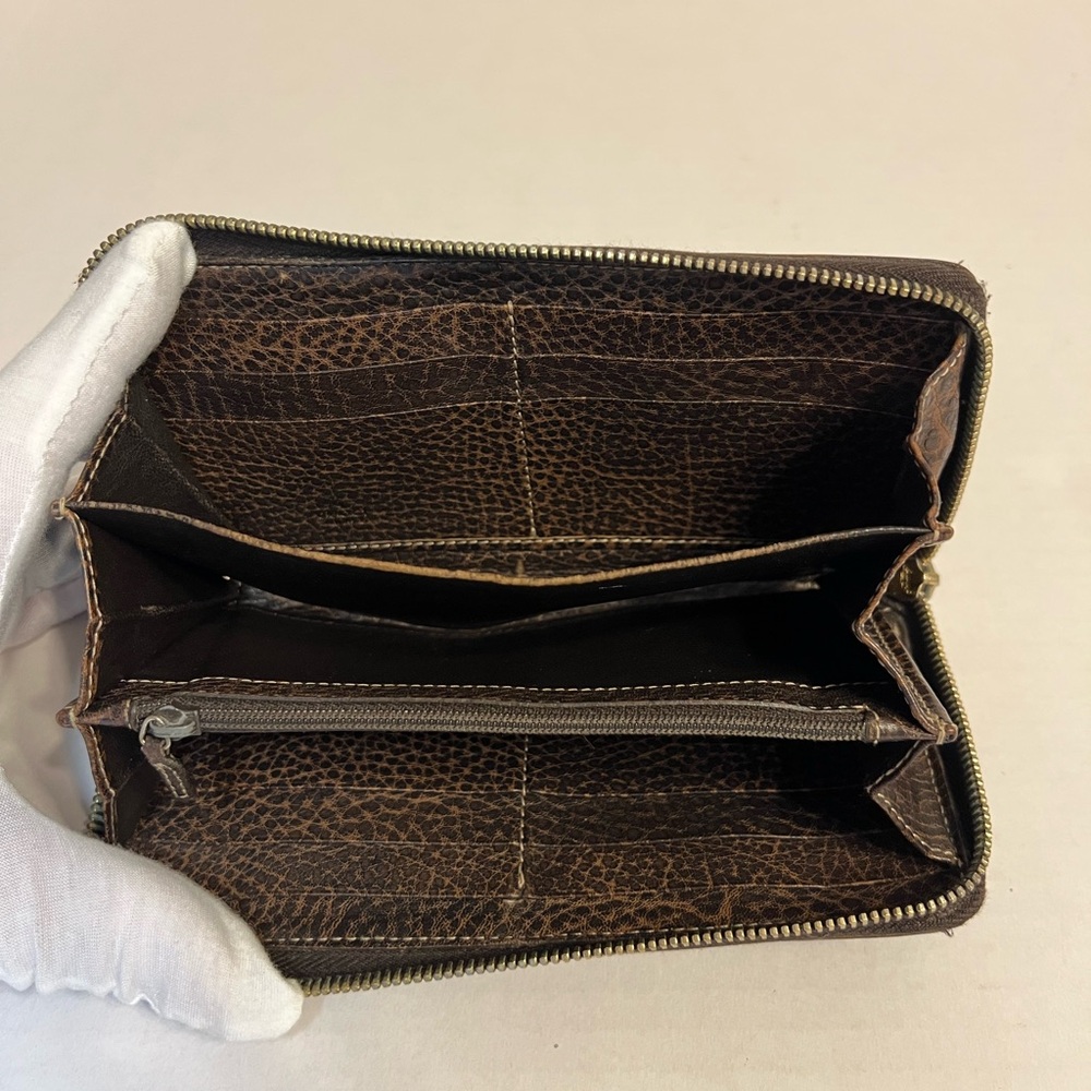 Gucci Brown Monogram Zip-Around Leather Wallet with Tassel - Picture 9 of 15